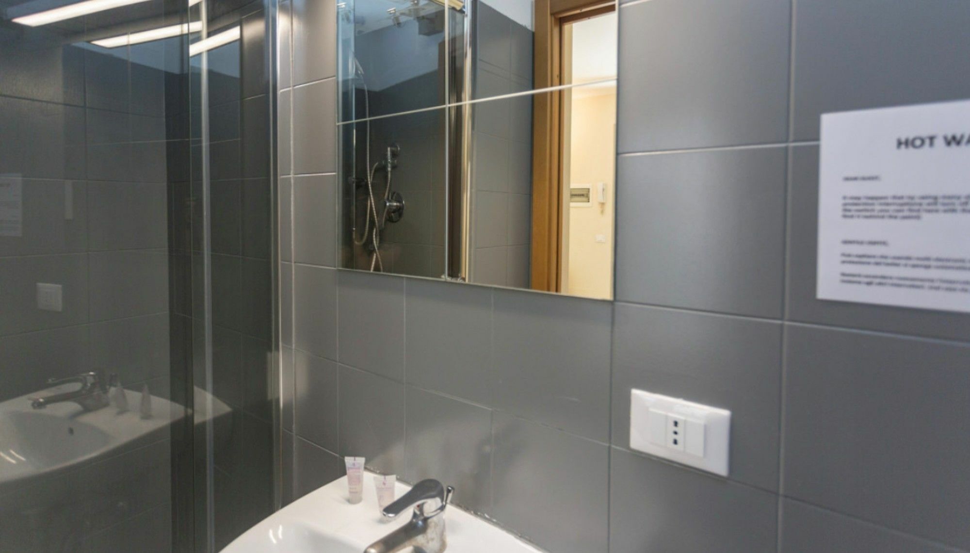 Short Rent Apartments Milano Eksteriør bilde