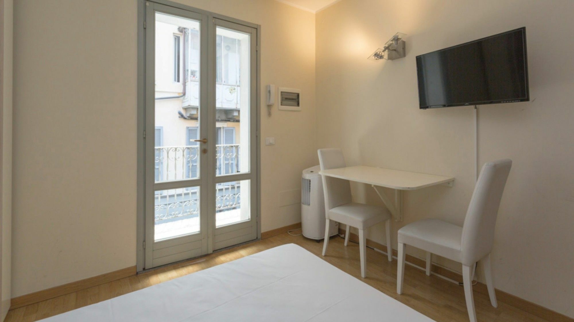 Short Rent Apartments Milano Eksteriør bilde